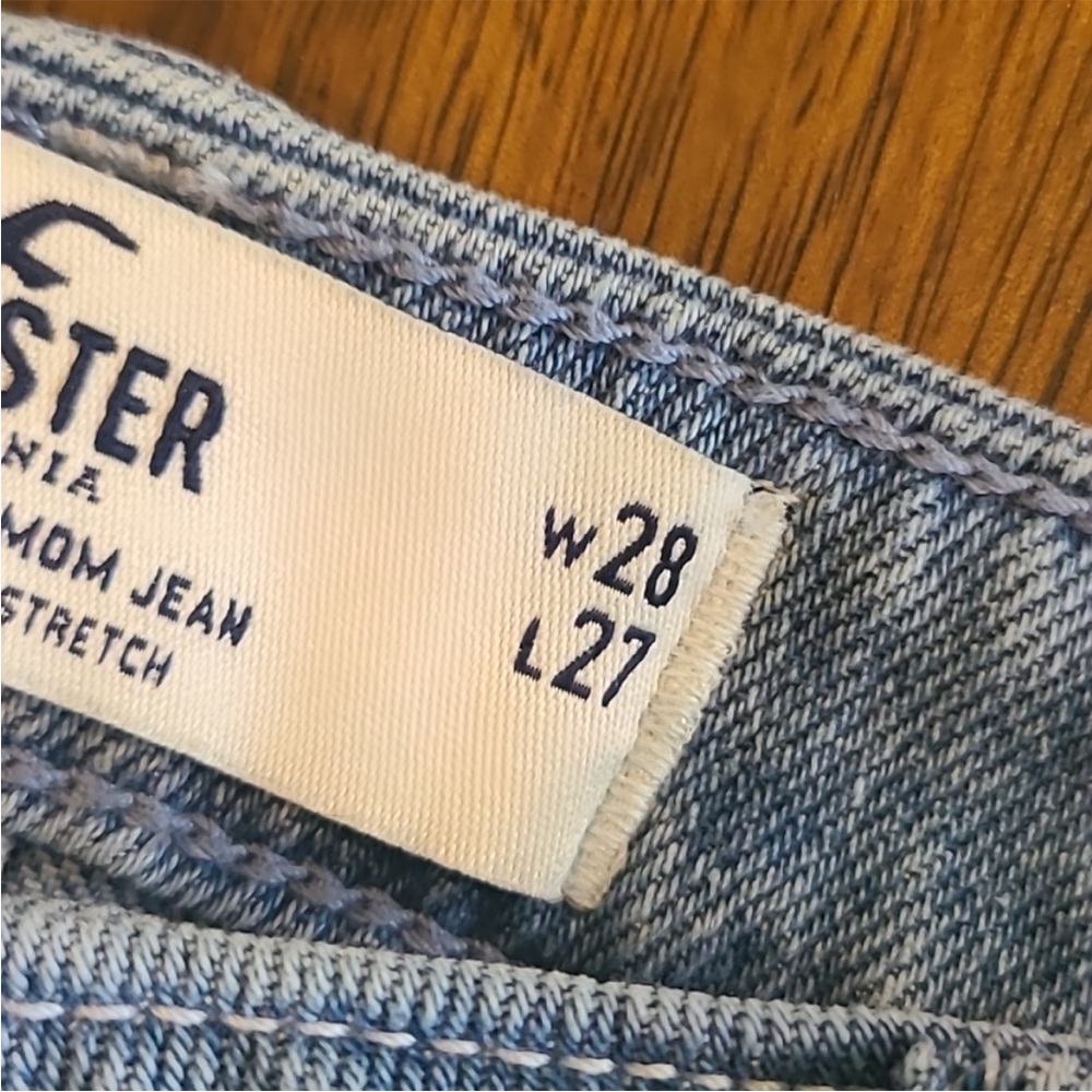 Hollister Color-Block Cropped Jeans